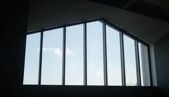 域名在云服务器场景中的多维应用解析